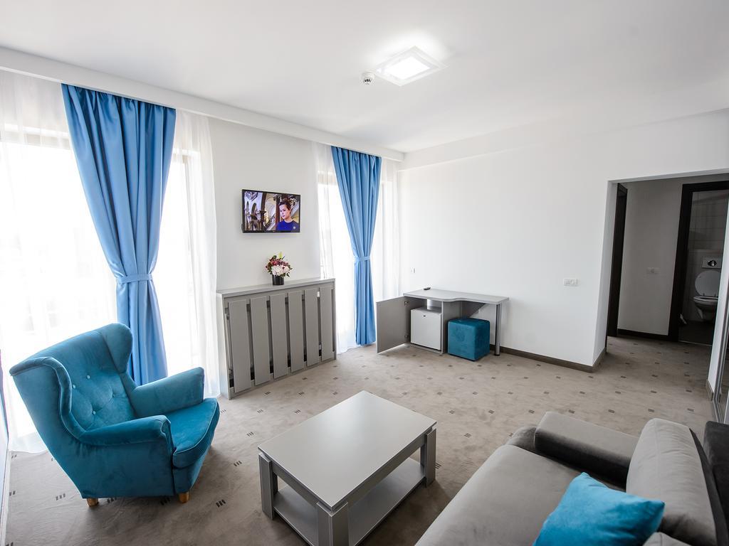 Vila La Mer Mamaia Nord นาโวดาริ ภายนอก รูปภาพ