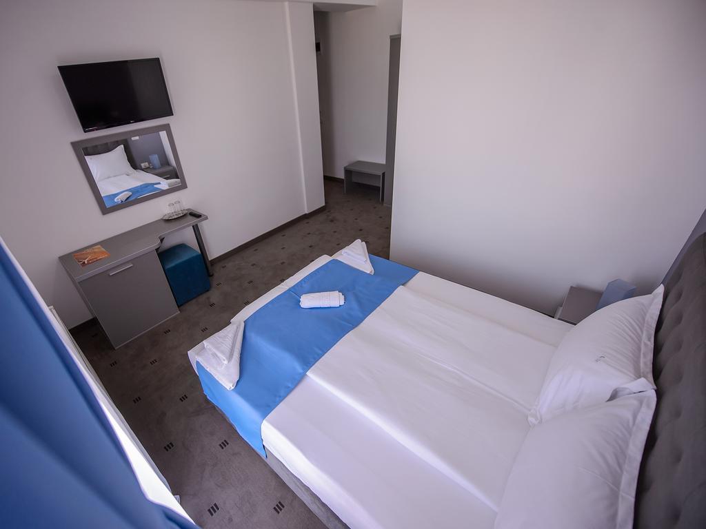 Vila La Mer Mamaia Nord นาโวดาริ ภายนอก รูปภาพ